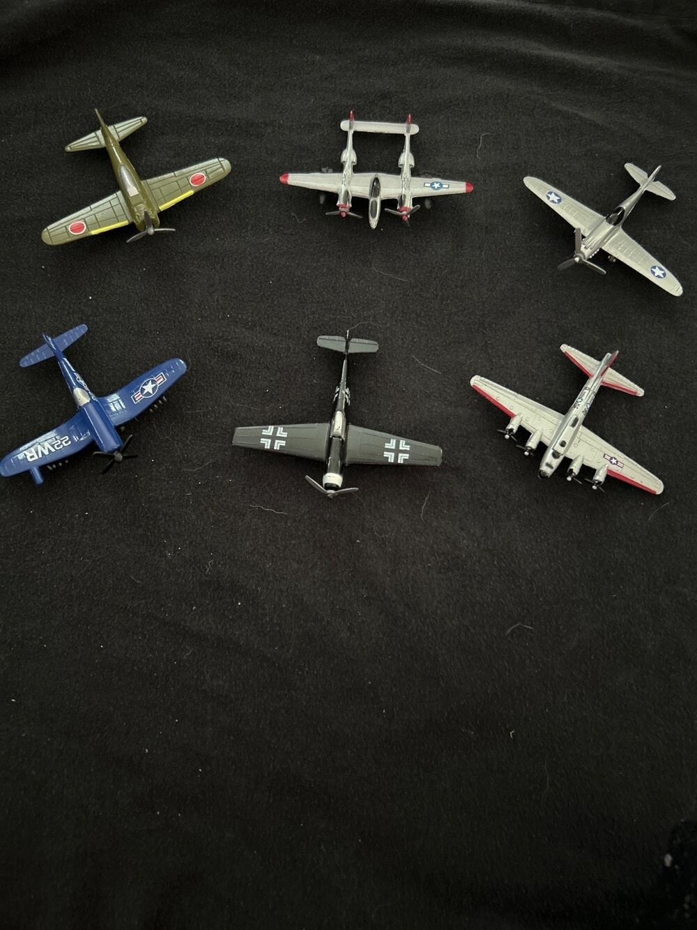 Lot of 6 Vintage WWII Military Aircraft Diecast Toy Planes - B-17, P-38, Corsair
